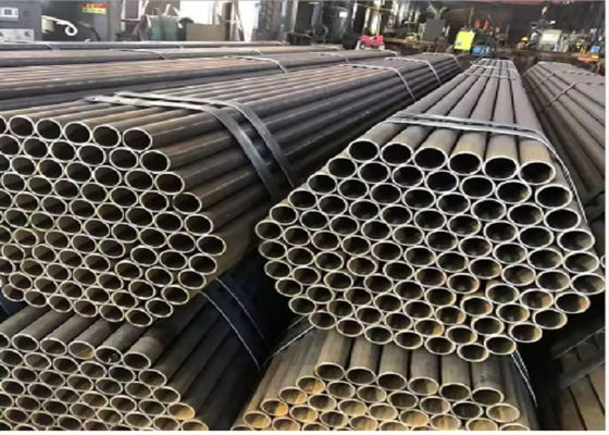 ERW कार्बन स्टील पाइप 0.5-60mm 12M Q195 लंबाई स्टील पाइप
