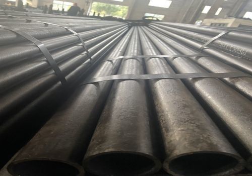 0.2-100 मिमी मोड़ सतह उपचार के लिए सीमलेस स्टील पाइप उपलब्ध