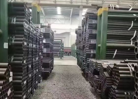 औद्योगिक प्रणालियों के लिए अनुकूलित लंबाई मिश्र धातु स्टील ट्यूब निर्बाध
