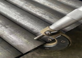 ASME हीट एक्सचेंजर स्टील ट्यूब 0.7-30MM दीवार मोटाई