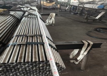 ASME मानक स्टील हीट एक्सचेंजर ट्यूब 0.7MM-30MM दीवार की मोटाई