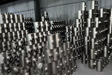 औद्योगिक अनुप्रयोगों के लिए बट वेल्डिंग कनेक्शन और उच्च संक्षारण प्रतिरोध के साथ WPB ग्रेड कार्बन स्टील पाइप फिटिंग