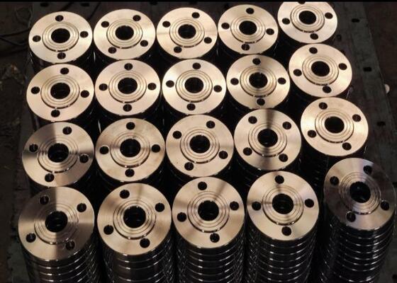 स्टील फ्लैंग्स और फ्लैंग रिंग्स 1/2-48 आकार में औद्योगिक अनुप्रयोगों के लिए एएनएसआई मानक के साथ संक्षारण प्रतिरोधी