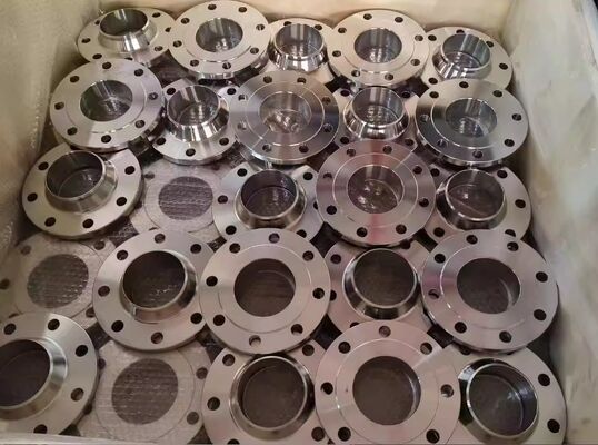 उच्च दबाव अनुप्रयोगों के लिए उच्च तापमान प्रतिरोधी स्टील फ्लैंग्स कई अंतरराष्ट्रीय मानकों के अनुरूप
