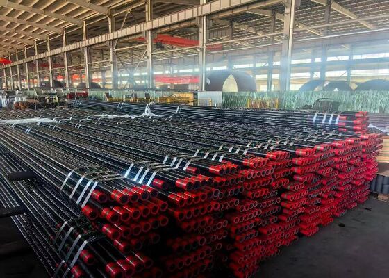 ऑयलफील्ड अनुप्रयोगों के लिए 1.05 इंच से 7 इंच बाहरी व्यास और बाहरी अपसेट एंड कनेक्शन के साथ एपीआई 5सीटी ट्यूबिंग सीमलेस स्टील पाइप